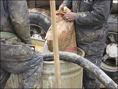 Sealing the well with Sodium bentonite